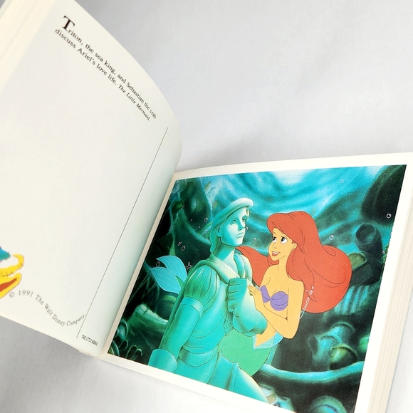 1991 Disney's The Little Mermaid Postcard Book Rare Vintage 90s - Picture 3 of 3